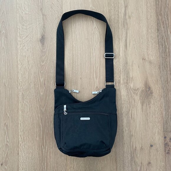 Baggalini Purse Cross Body Bag Black Crossover Travel Nylon 0856040 Animal Print - Picture 1 of 13